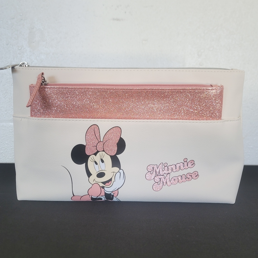 EUC- Disney 2 piece Minnie Mouse makeup bags.